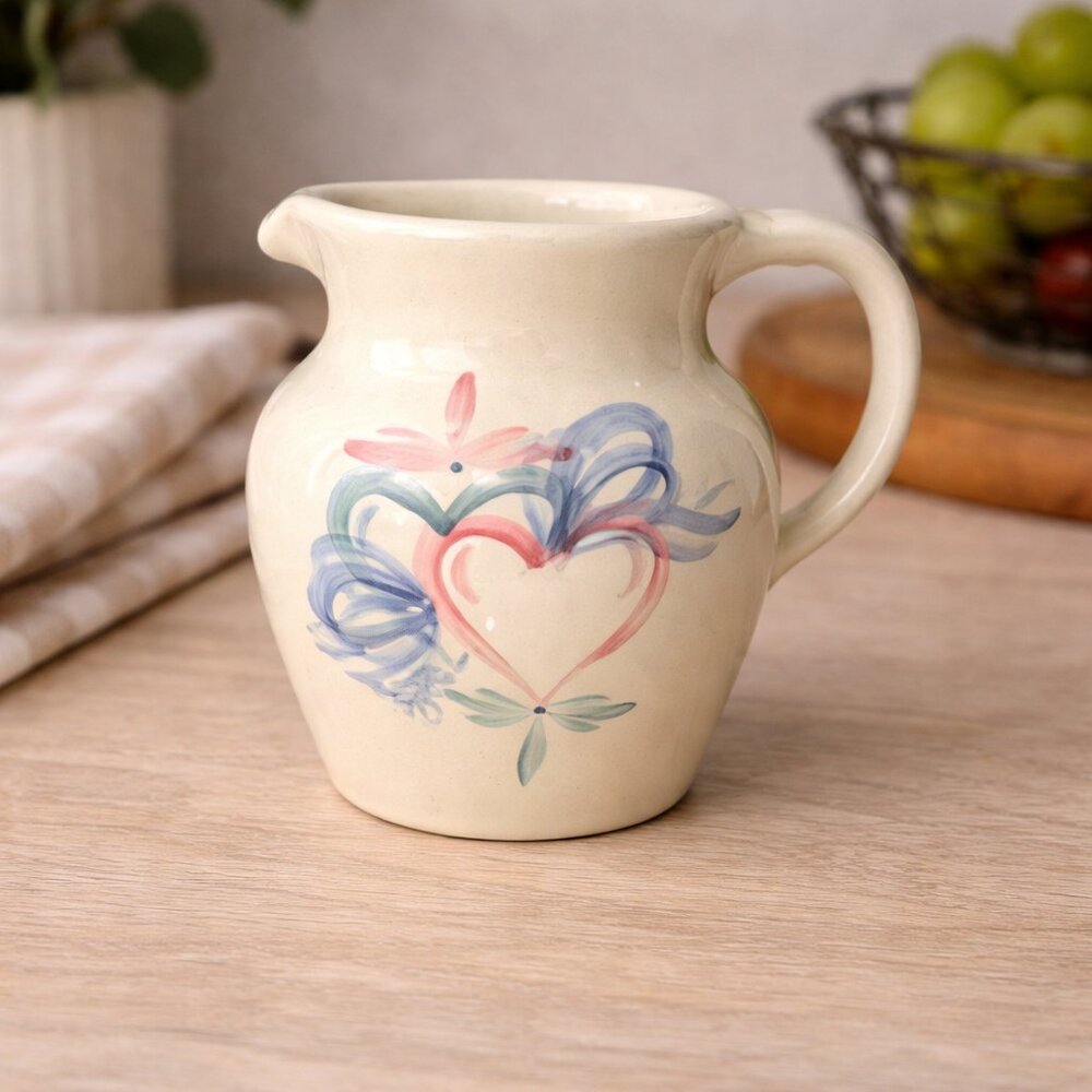 Ellis Prod Pottery Marshall Texas Beige 7.5in Water Pitcher Hearts Signed USA‎